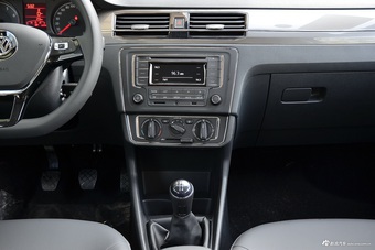 2016款大众桑塔纳 1.6L 手动舒适型