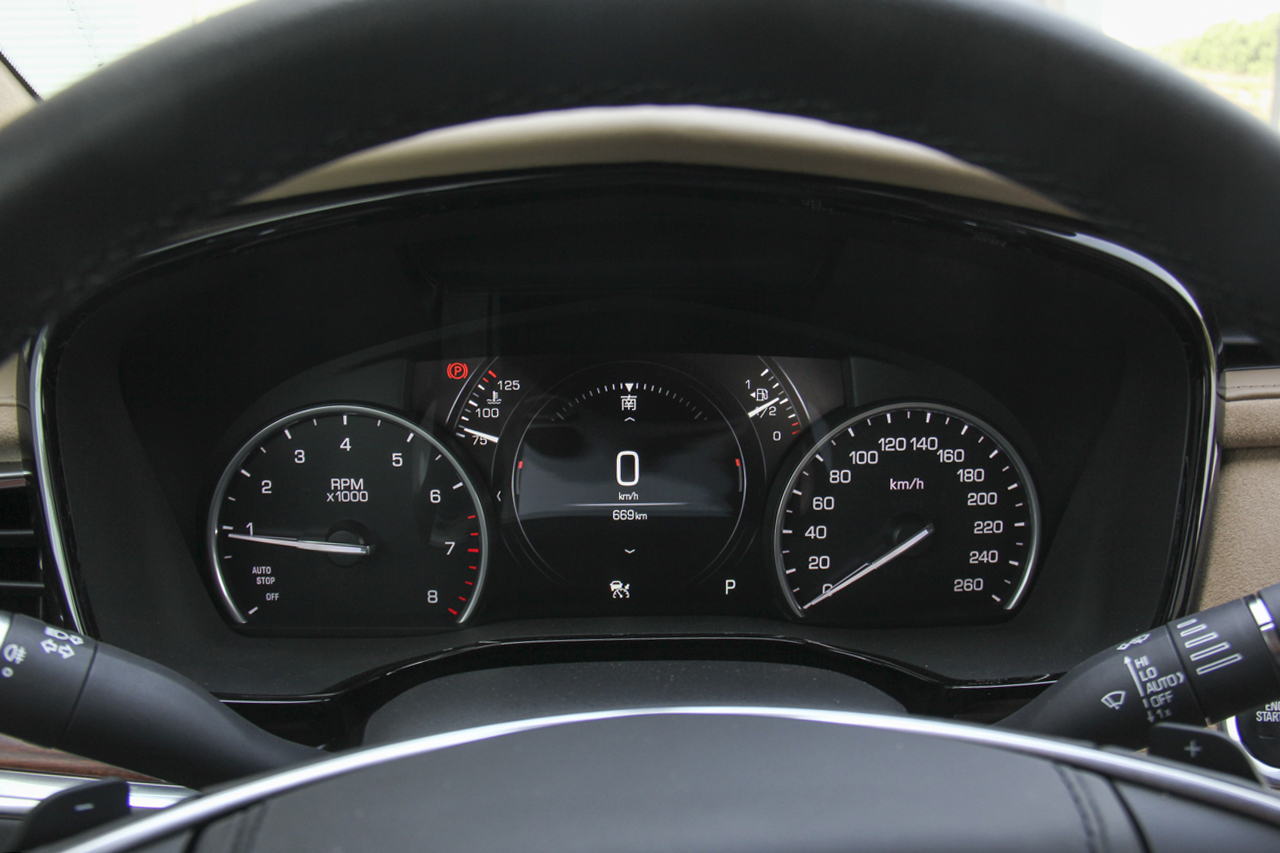 2018款XT5 28E四驱铂金型