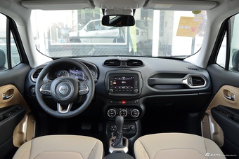 2016款自由侠2.0L自动四驱75周年致敬版图片