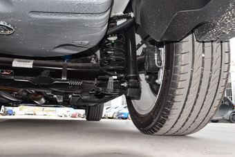 2018款标致3008 2.0L自动经典版