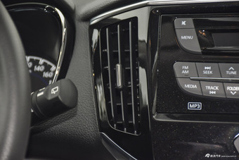 2016款启辰T70 2.0L手动睿趣版