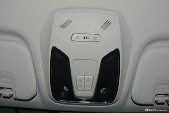 2017上汽大通D90 2.0T手动两驱火星