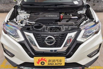 2017款奇骏2.5L自动CVT至尊版 4WD 	