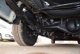 2016款瑞风M4 2.0L手动舒适型 银色