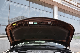 2017款英菲尼迪QX80 5.6L自动中东版