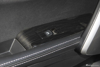 2018款斯威X7 1.5T手动豪华型7座