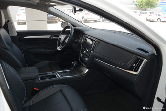 2017款荣威i6 1.5T自动旗舰版20T