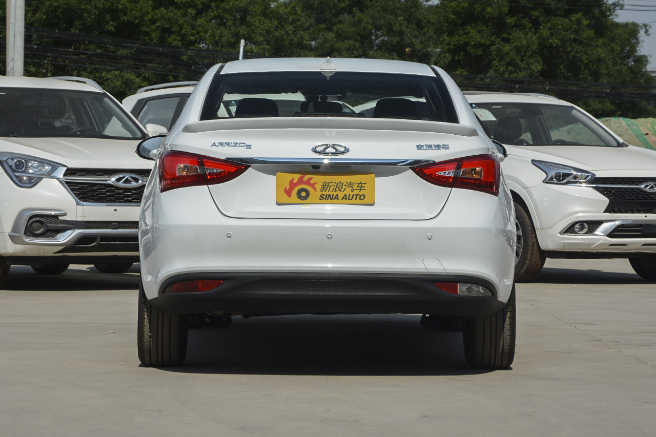 2018款艾瑞泽5 1.5L手动致敬青春版
