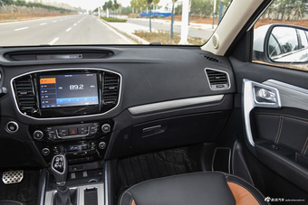 2016款远景SUV 1.3L自动旗舰型