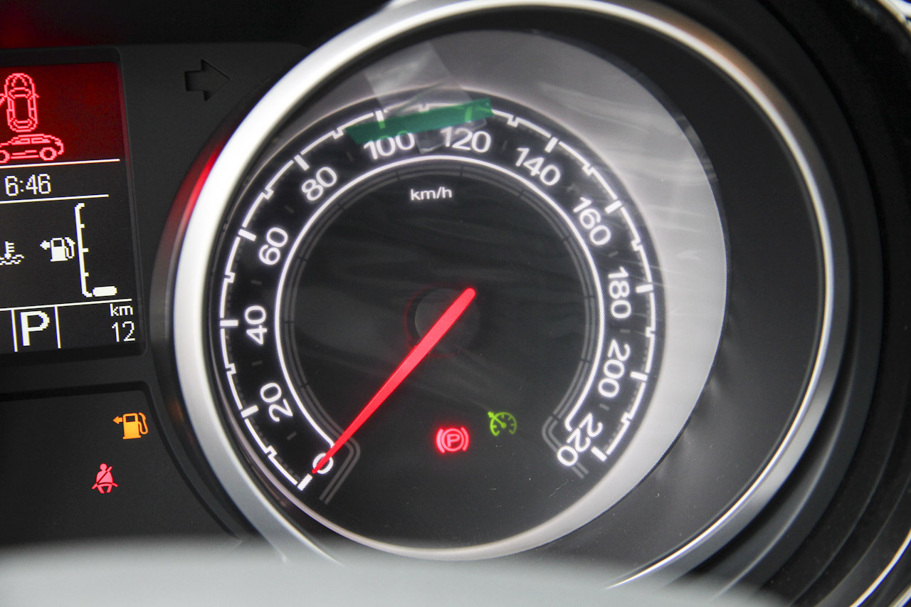 2016款锐腾 1.5T自动豪华版 约克棕