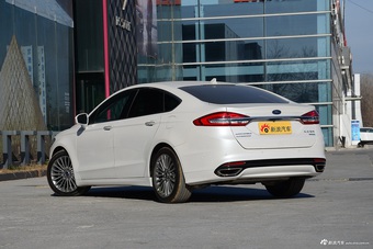 2017款蒙迪欧2.0T自动旗舰型