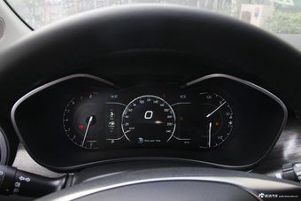 2018款北汽绅宝D50 1.5L CVT尊贵智联版