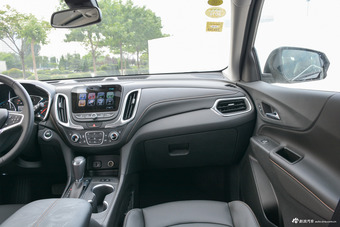 2018款探界者2.0T自动四驱捍界版550T