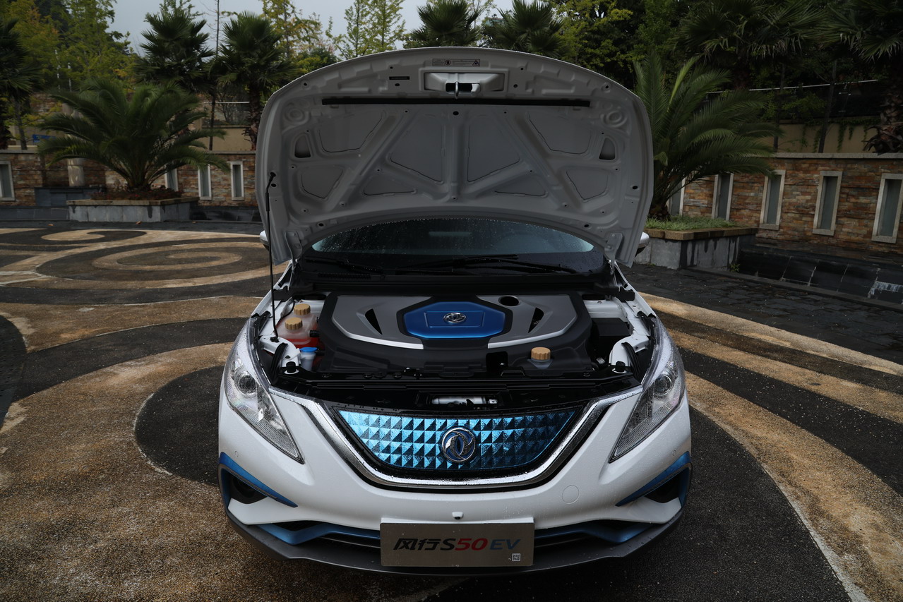 2019款风行S50 EV 旗舰型图片