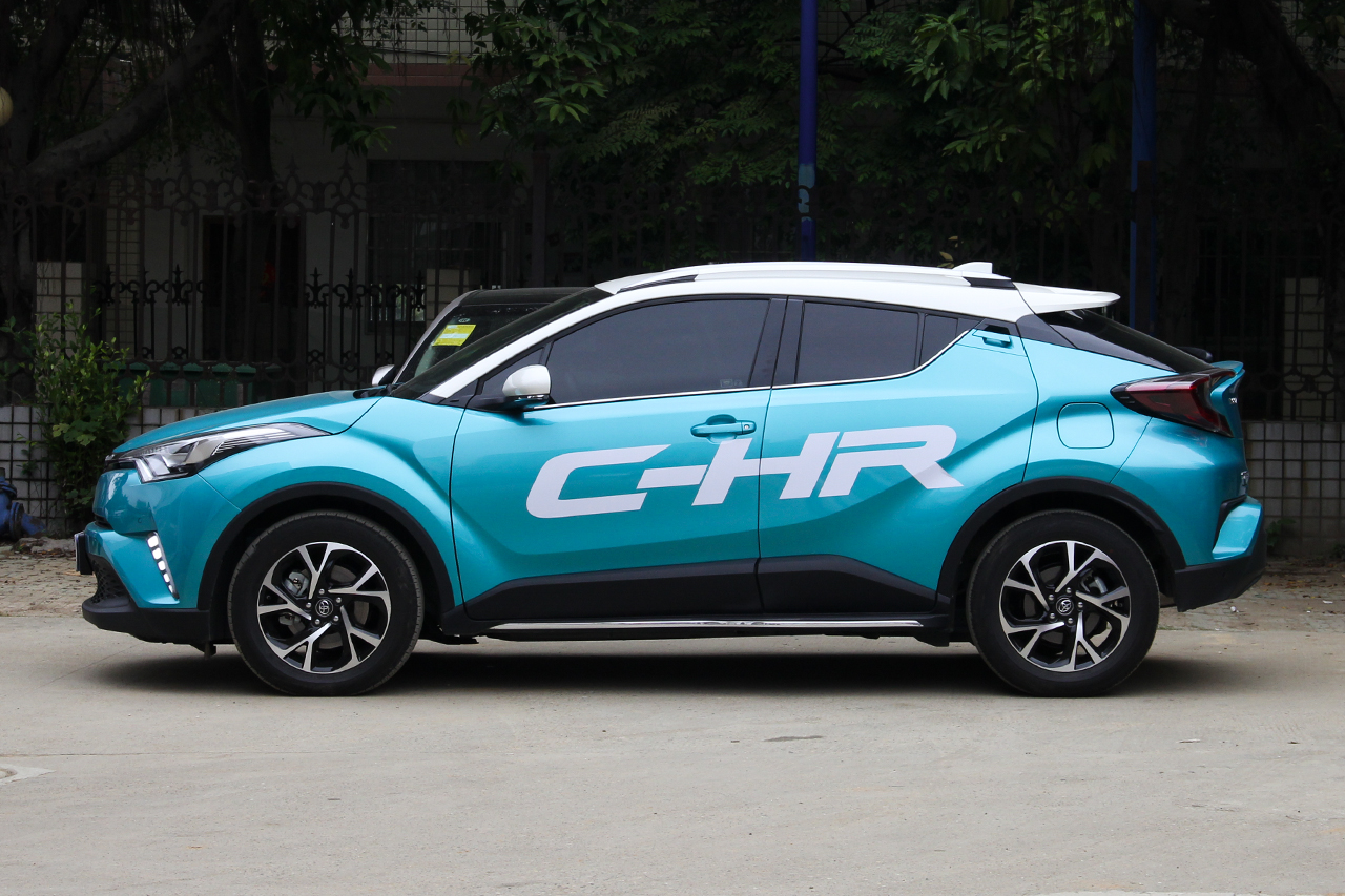 2018款C-HR 2.0L自动旗舰版