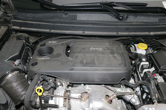 2018款大指挥官2.0T自动四驱耀享版