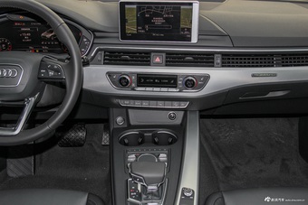 2017款奥迪A4 allroad 2.0T自动 45TFSI quattro运动型