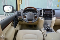 2017款兰德酷路泽4.0L自动GX-R中东版7座