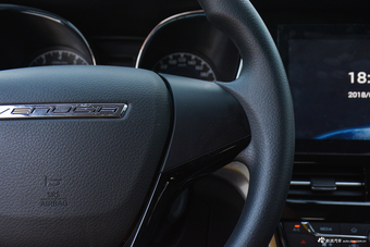 2018款启辰T70 1.4T手动睿享版