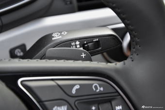 2017款奥迪A5 2.0T自动Sportback 45 TFSI quattro运动型