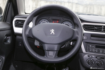 2014款东风标致301 1.6L手动舒适版CNG