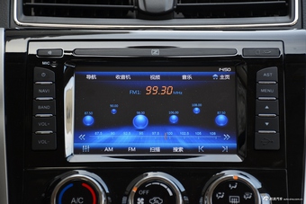 2016款众泰Z300 1.5L手动尊享型