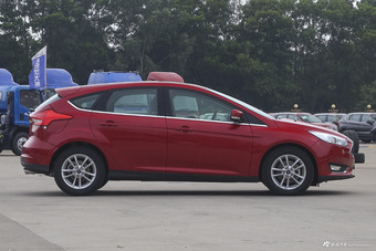 2017款福克斯两厢1.5T自动精英型EcoBoost 180
