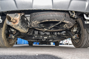 2018款风行SX6 1.6L手动豪华型