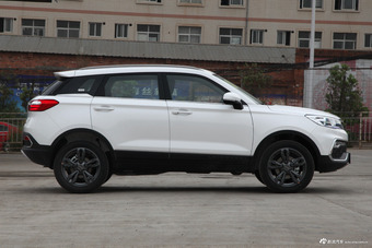 2018款猎豹CS9 1.5T手动劲风型