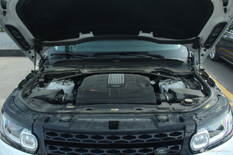 2017款揽胜运动版3.0自动V6 SC HSE