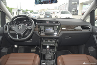  2016款途安L 1.4T自动豪华版280TSI 
