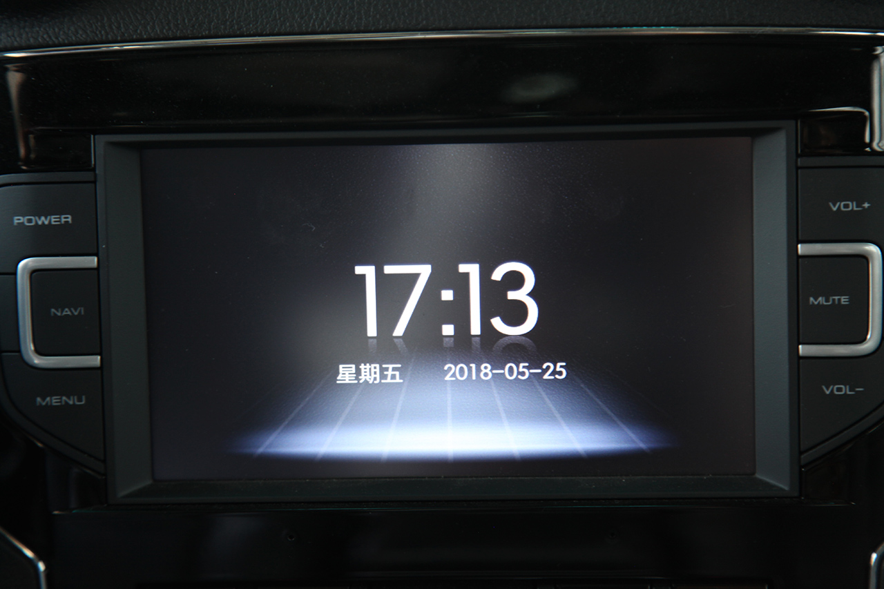 2016款北京BJ40L 2.3T自动四驱尊享版