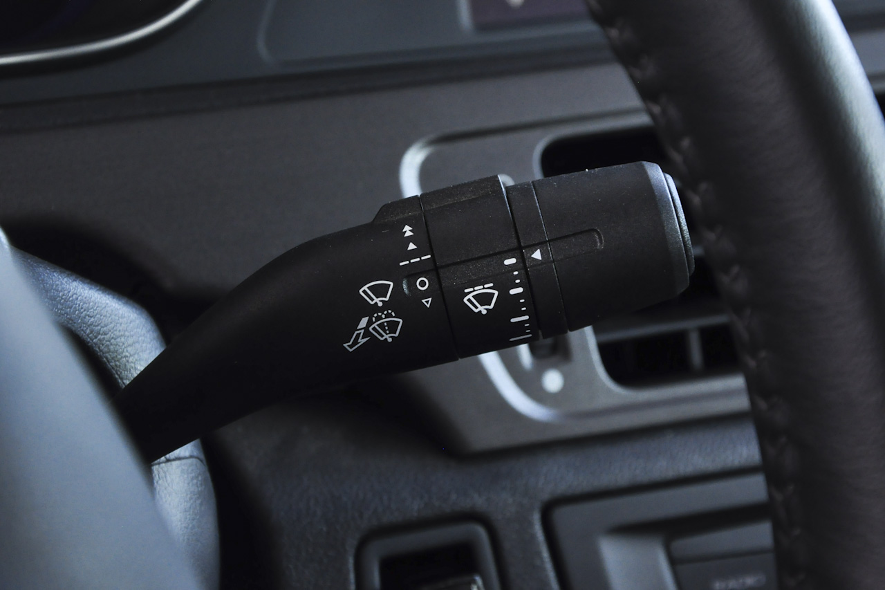 2016款荣威e550 1.5L自动旗舰版