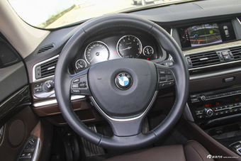 2015款宝马5系GT 2.0T自动528i豪华型