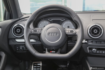 2017款奥迪S3 2.0T自动 Limousine