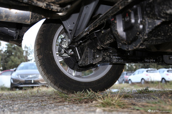 2016款长安CX70 1.6L手动运动型