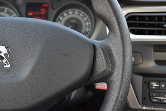 2016款标致301 1.6L手动舒适版 