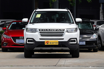 2017款长安CS95 2.0T自动两驱智远版