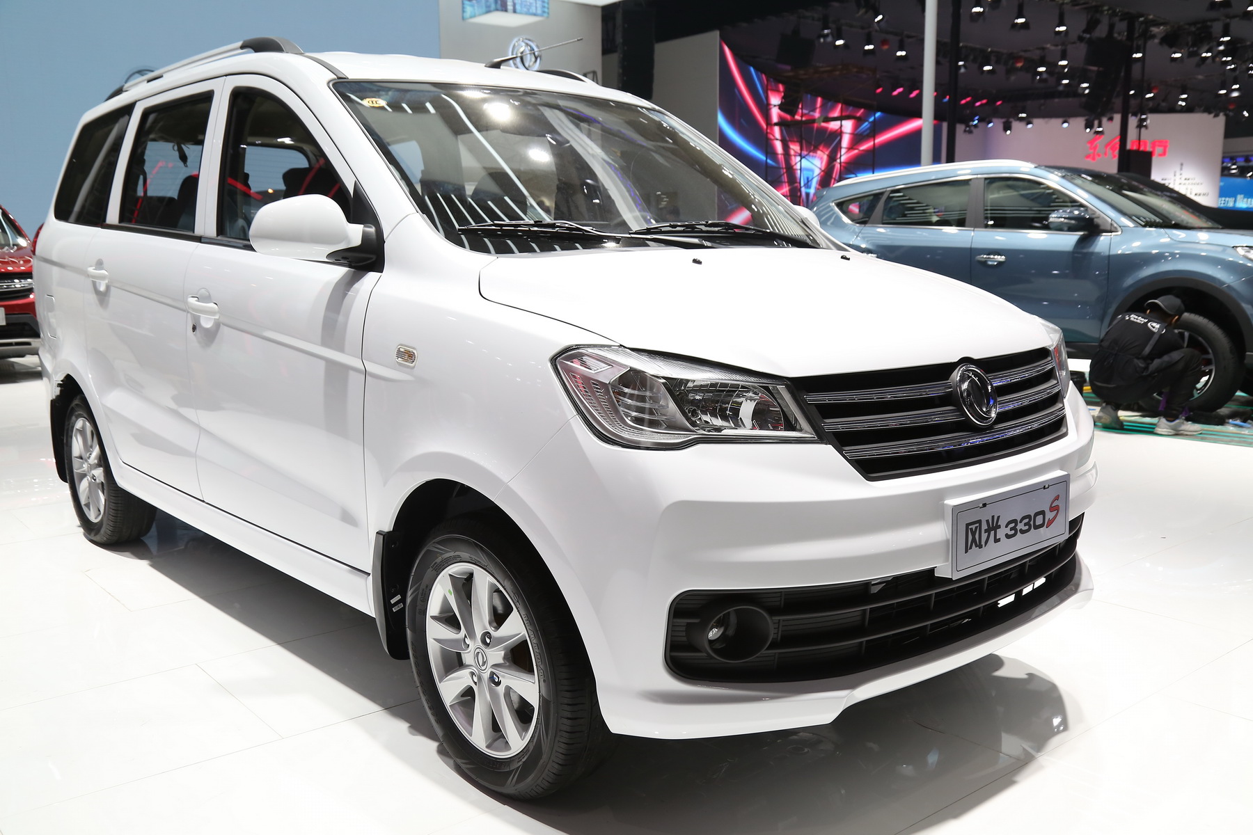 2017广州车展实拍风光330S 内外提升明显