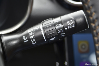 2016款凯翼X3 1.6L自动智联IV版