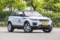 2016款揽胜极光2.0T自动SE智耀版 玉龙雪山白