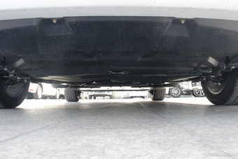 2016款比亚迪秦EV300尊荣型