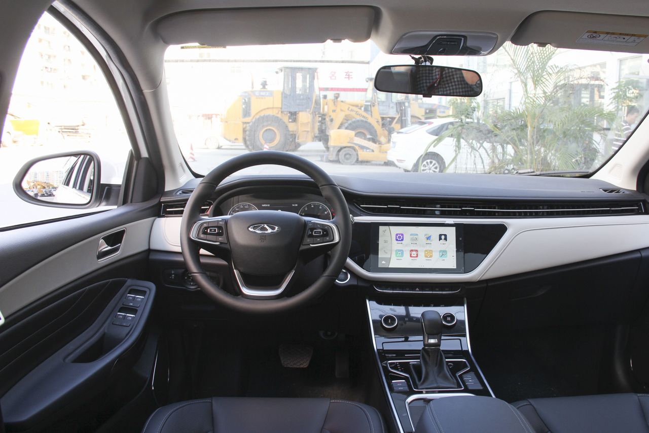 2018款艾瑞泽GX 1.5T CVT型色版