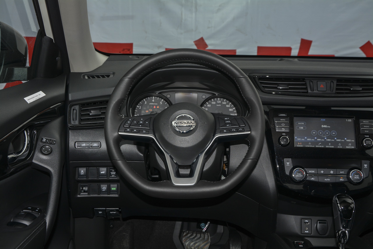 2017款奇骏2.5L自动CVT豪华版 4WD