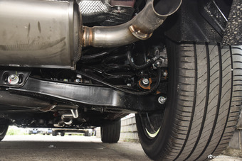 2018款荣威RX5 1.5T 20T自动两驱互联网智臻版