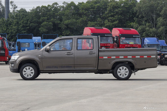 2016款神骐F30 1.5L手动舒适版长轴