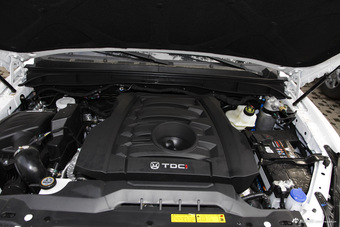 2017款驭胜S350 2.0T自动两驱柴油超豪华版7座 