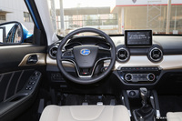 2016款昌河Q35 1.5L手动精英炫智版