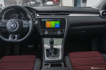 2018款名爵6 1.5T自动20T精英智联版 