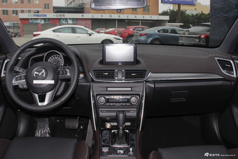 2016款马自达CX-4 2.0L自动两驱蓝天品位版